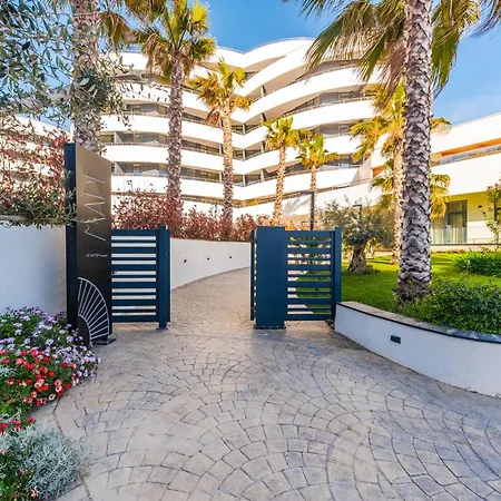 Hill Side Suite By Ps Durres Exterior photo